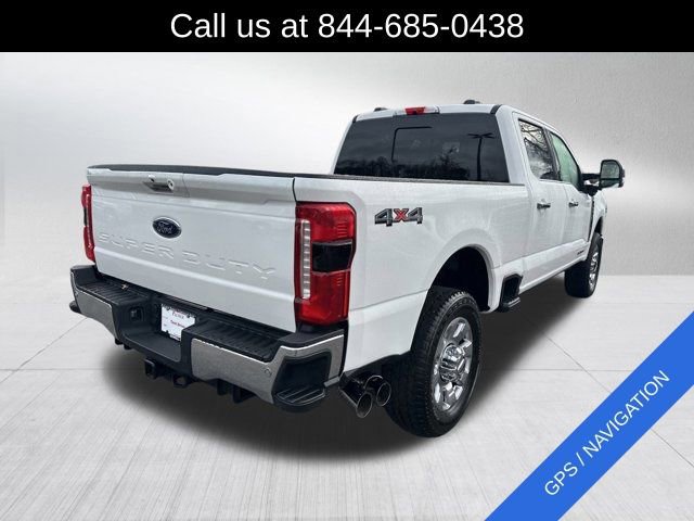 Used 2024 Ford F350 Lariat w/ Chrome Package image 5