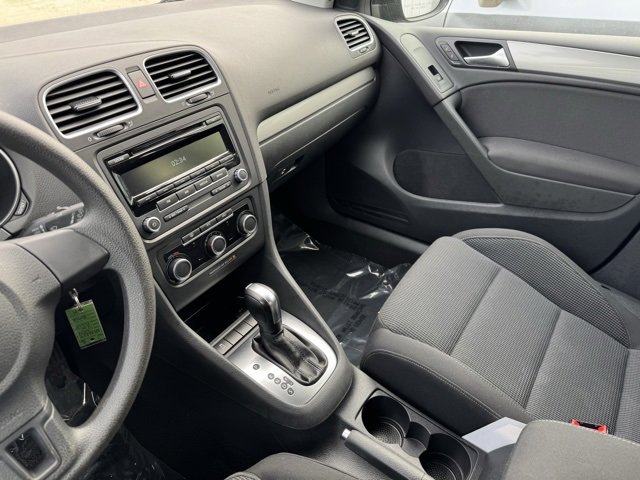 Used 2014 Volkswagen Golf 4-Door image 13