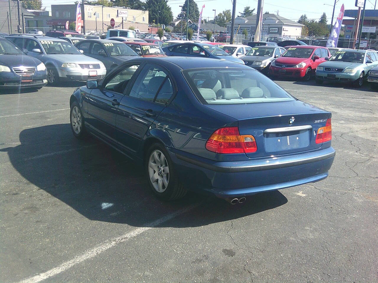 Used 2003 BMW 325xi Sedan image 3