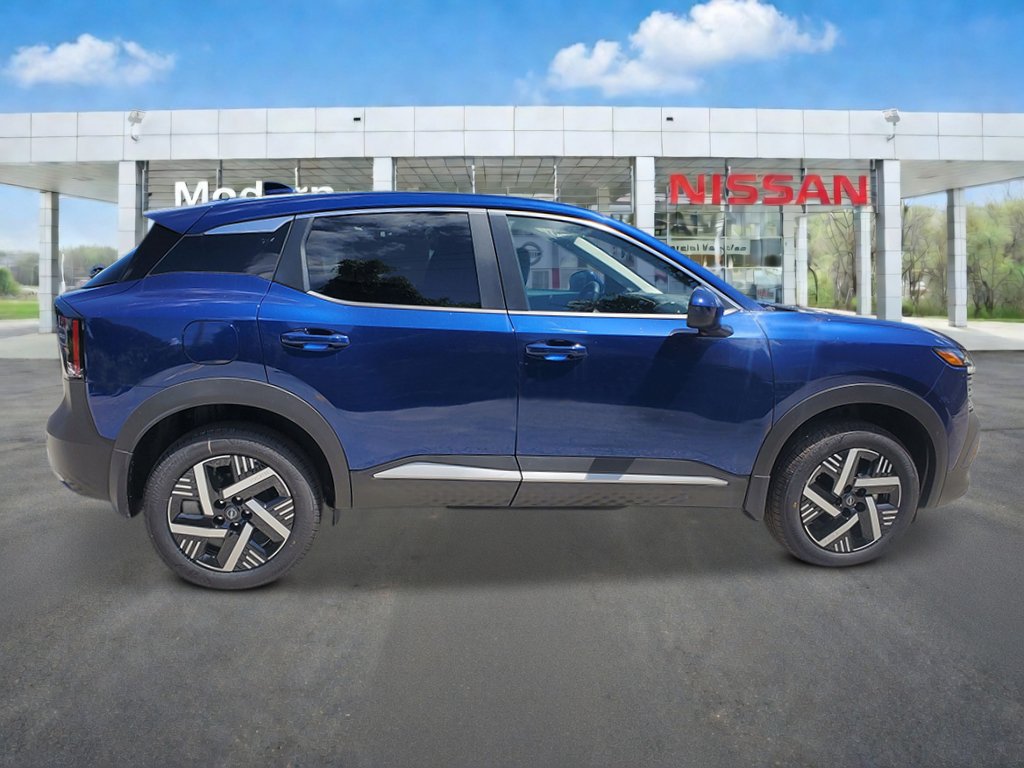 New 2027 Nissan Kicks SV FWD image 7