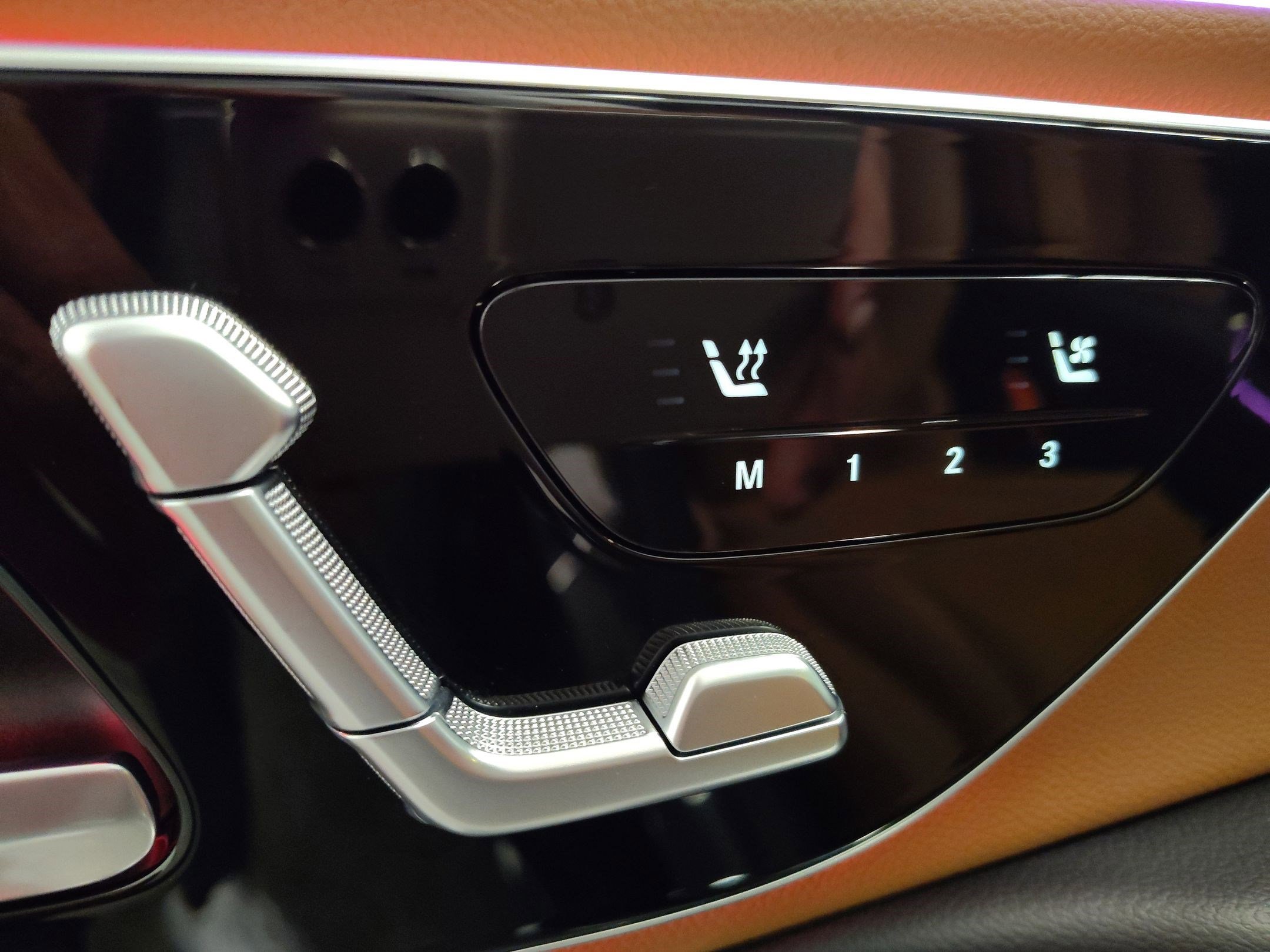 Certified 2024 Mercedes-Benz E 350 4MATIC Sedan image 20