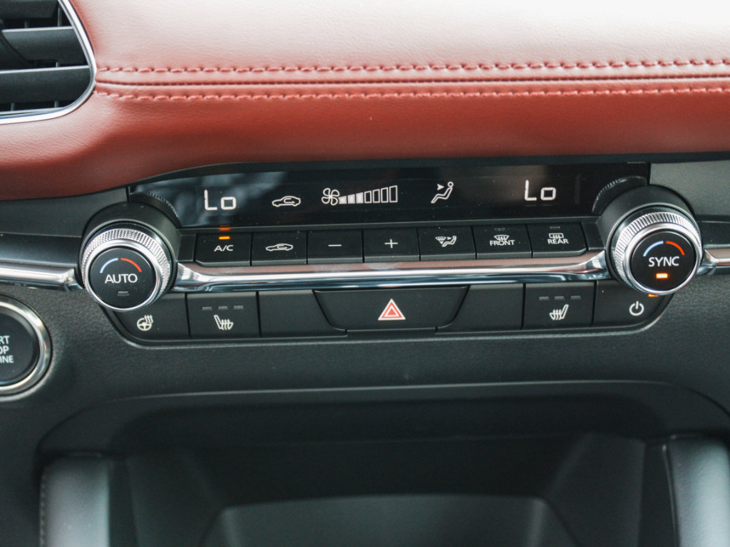 New 2026 MAZDA MAZDA3 Hatchback w/Premium Plus Pkg AWD/4WD image 19