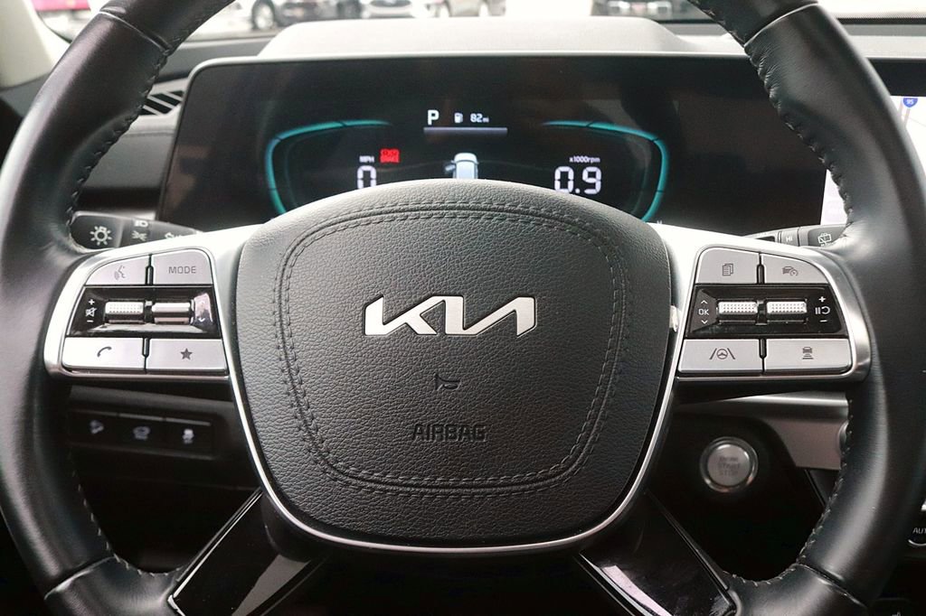 Used 2025 Kia Telluride S AWD/4WD image 19