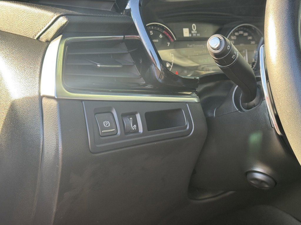 Used 2024 Cadillac XT6 Sport image 27