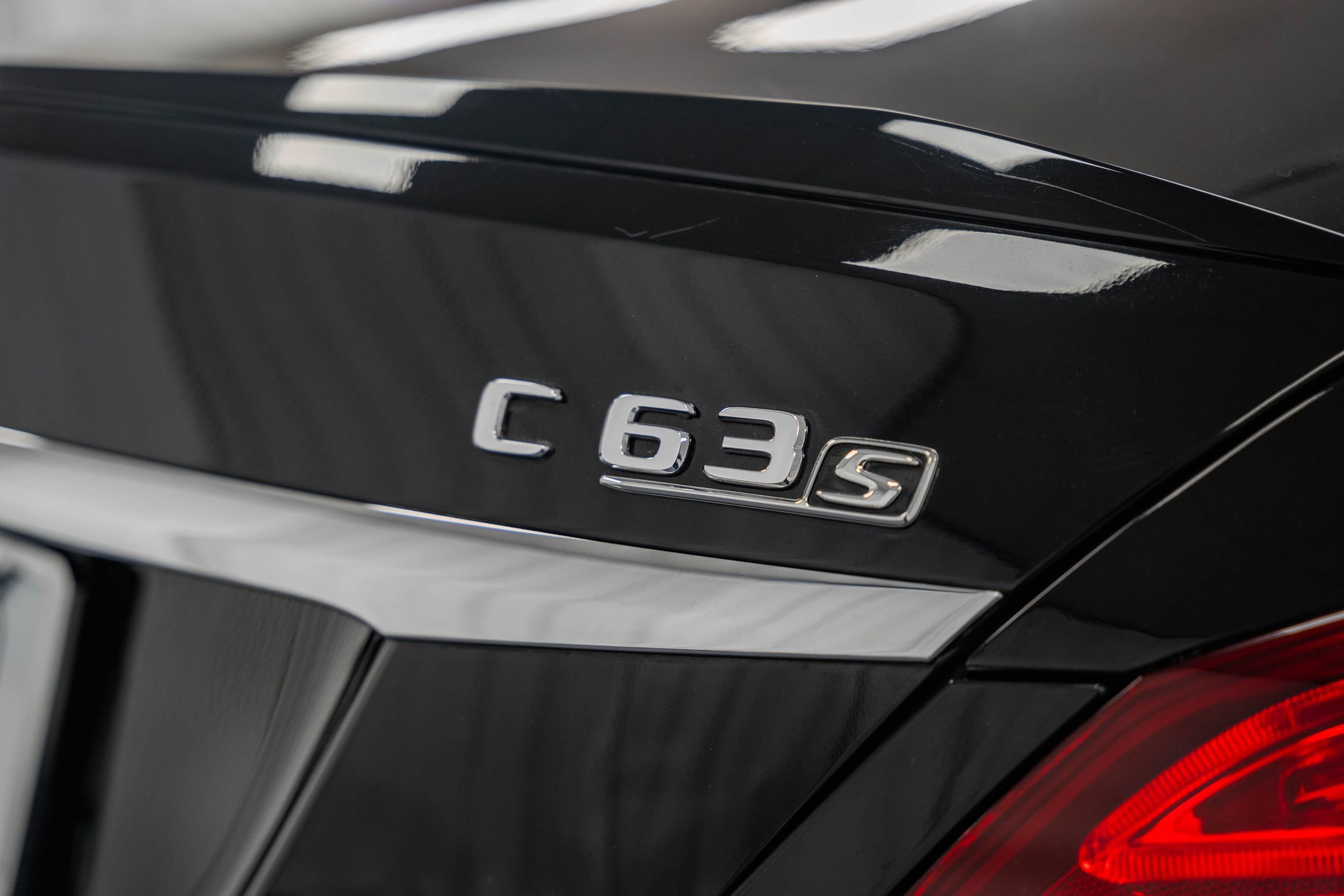 Used 2018 Mercedes-Benz C 63 AMG S image 9