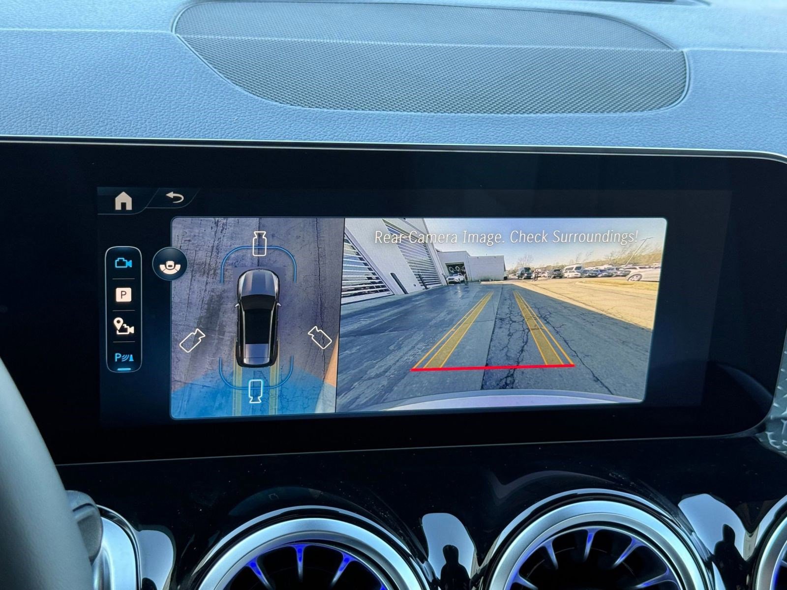 New 2026 Mercedes-Benz GLB 250 4MATIC image 28