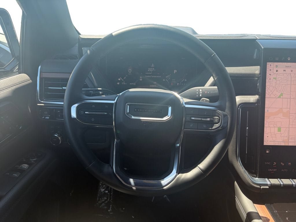 Certified 2025 GMC Yukon XL Denali AWD/4WD image 13