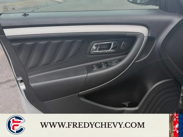 Used 2019 Ford Taurus SEL FWD image 21