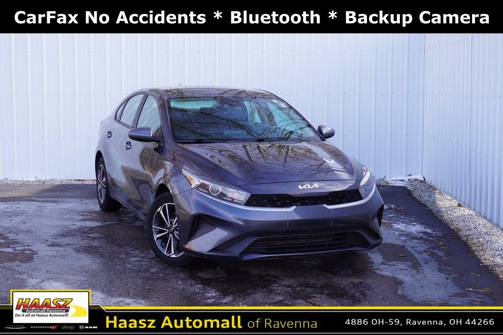 Used 2023 Kia Forte LXS image 1
