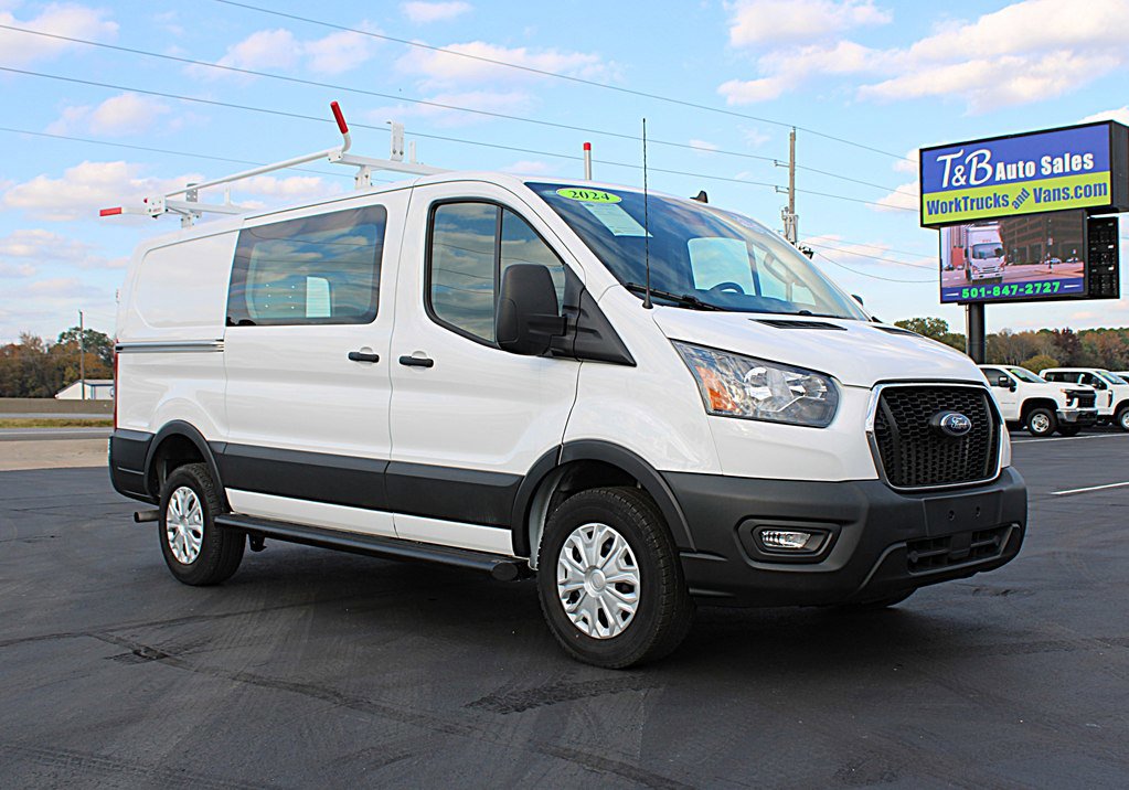 Used 2024 Ford Transit 250 Low Roof w/ Exterior Upgrade Package image 4