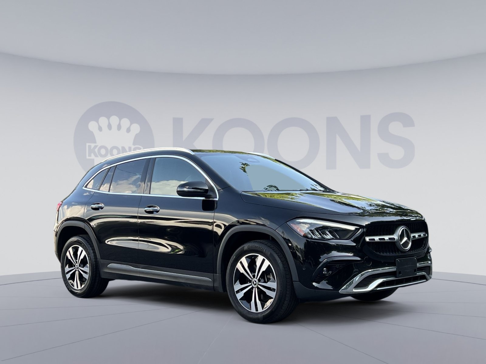 Used 2025 Mercedes-Benz GLA 250 4MATIC image 2