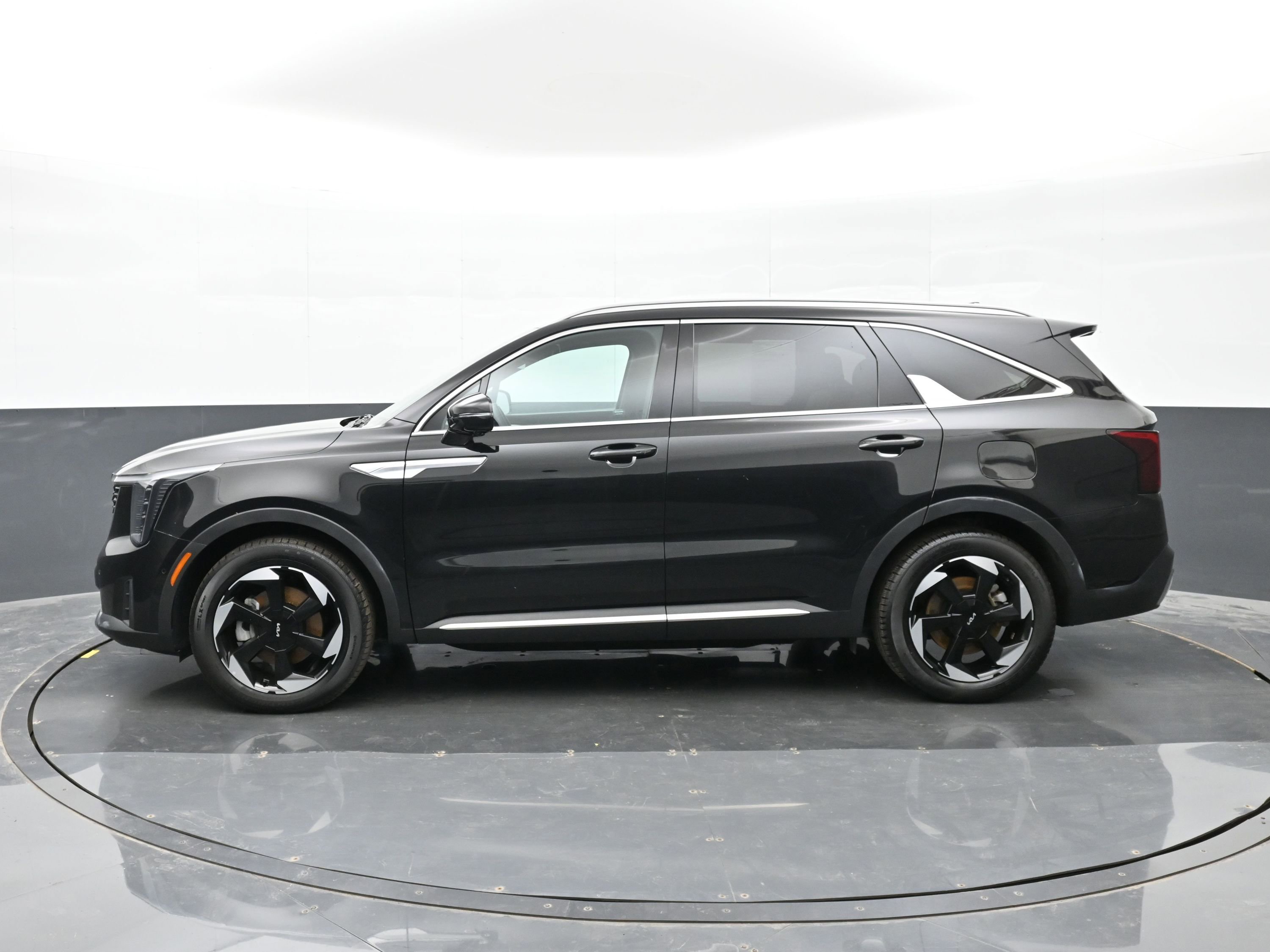 Used 2025 Kia Sorento SX Prestige AWD/4WD image 9
