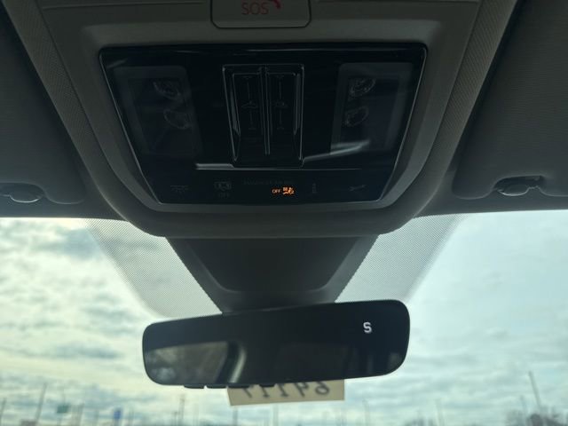 New 2026 Volkswagen Atlas Peak Edition image 18