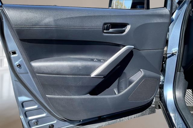 Used 2024 Toyota Corolla Cross SE image 17
