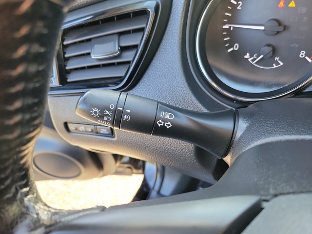 Used 2022 Nissan Rogue Sport SL w/ Premium Package FWD image 26