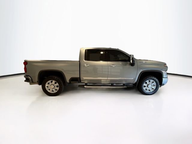 Certified 2024 Chevrolet Silverado 3500 High Country w/ Technology Package image 8