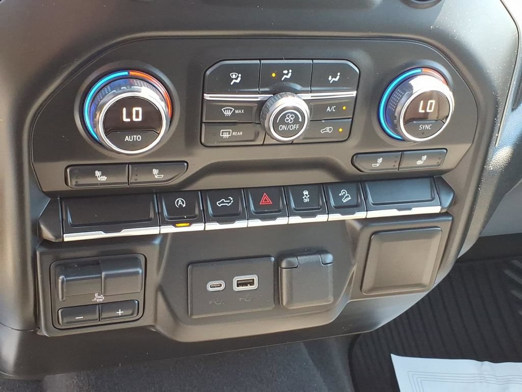 Certified 2019 Chevrolet Silverado 1500 RST w/ All-Star Edition AWD/4WD image 19