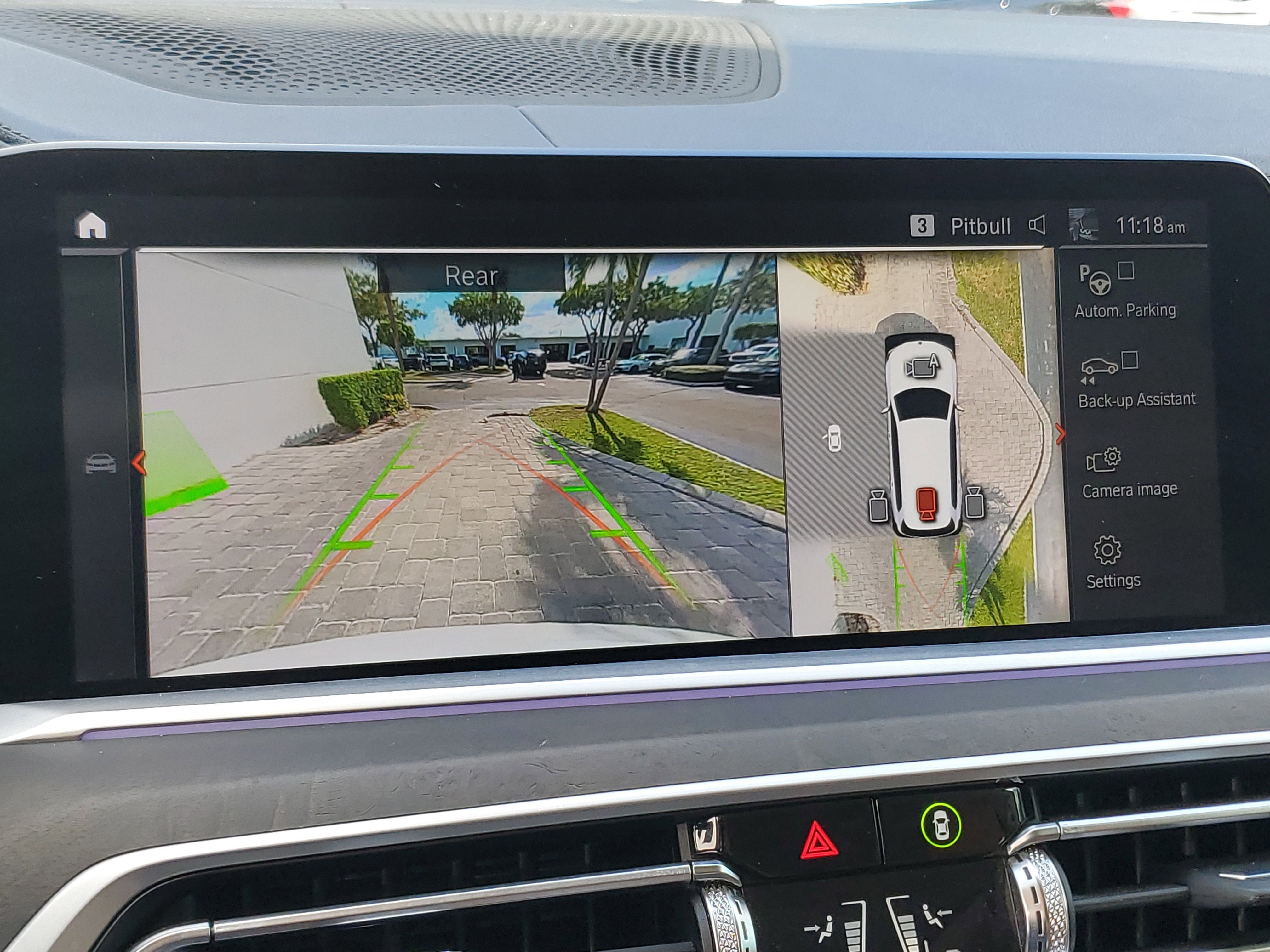 Used 2022 BMW X7 xDrive40i w/ Premium Package image 27