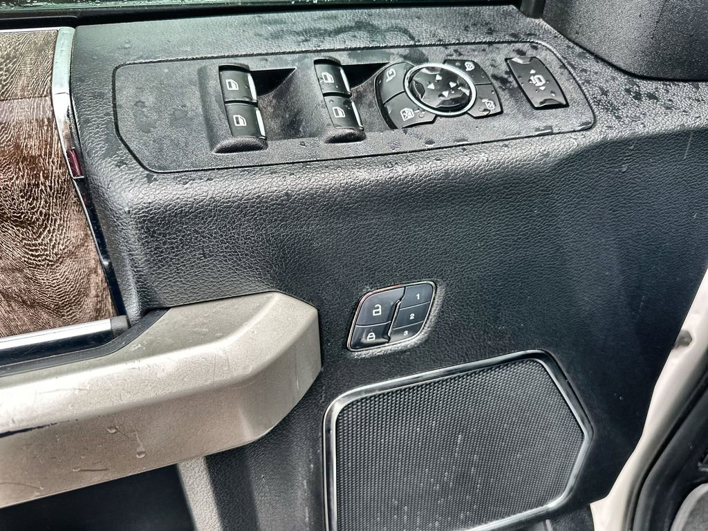 Used 2017 Ford F250 Lariat w/ Lariat Value Package image 23