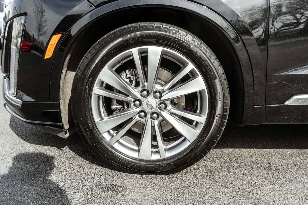 Used 2024 Cadillac XT6 Premium Luxury image 34