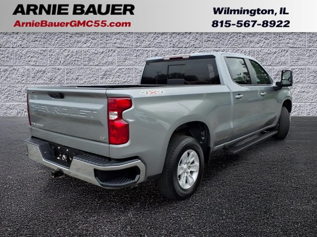 Used 2023 Chevrolet Silverado 1500 LT w/ Leather Package AWD/4WD image 6