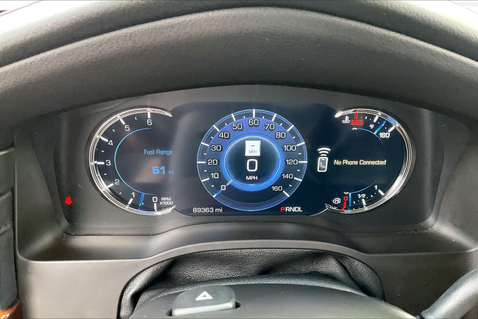 Used 2017 Cadillac Escalade Premium Luxury RWD image 24