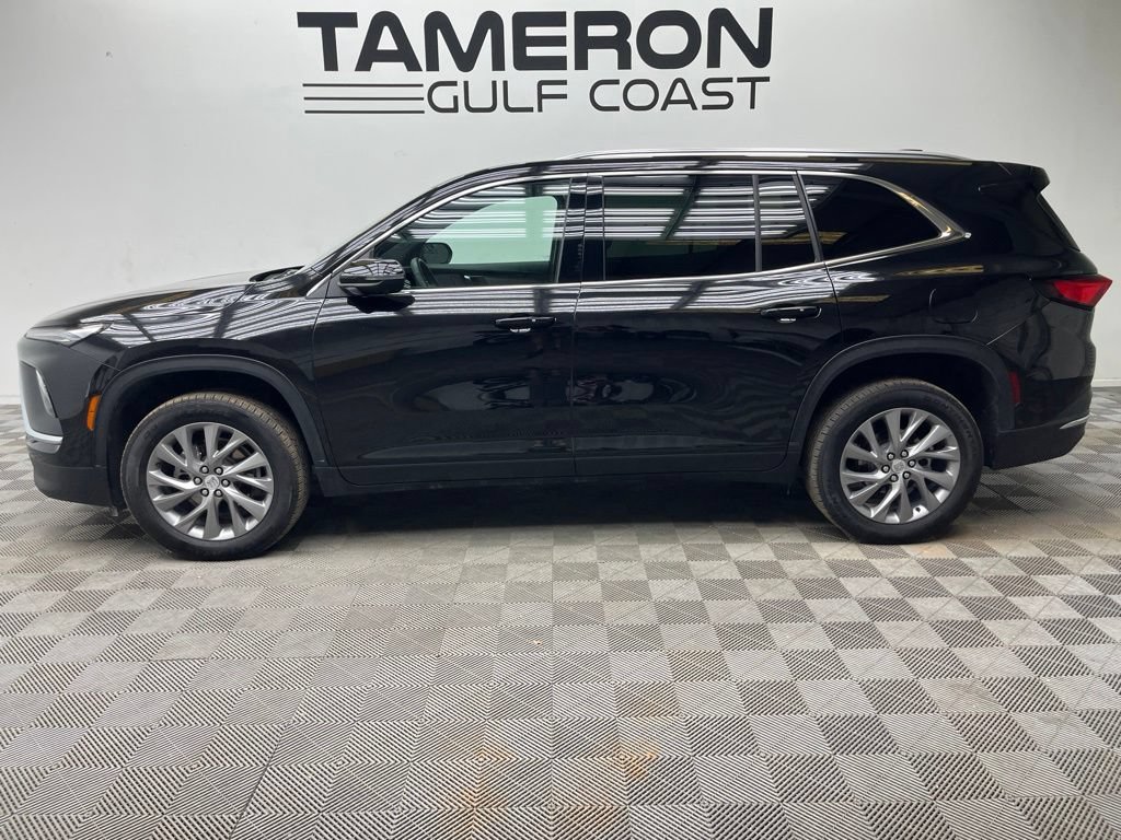 Used 2025 Buick Enclave Preferred FWD image 6