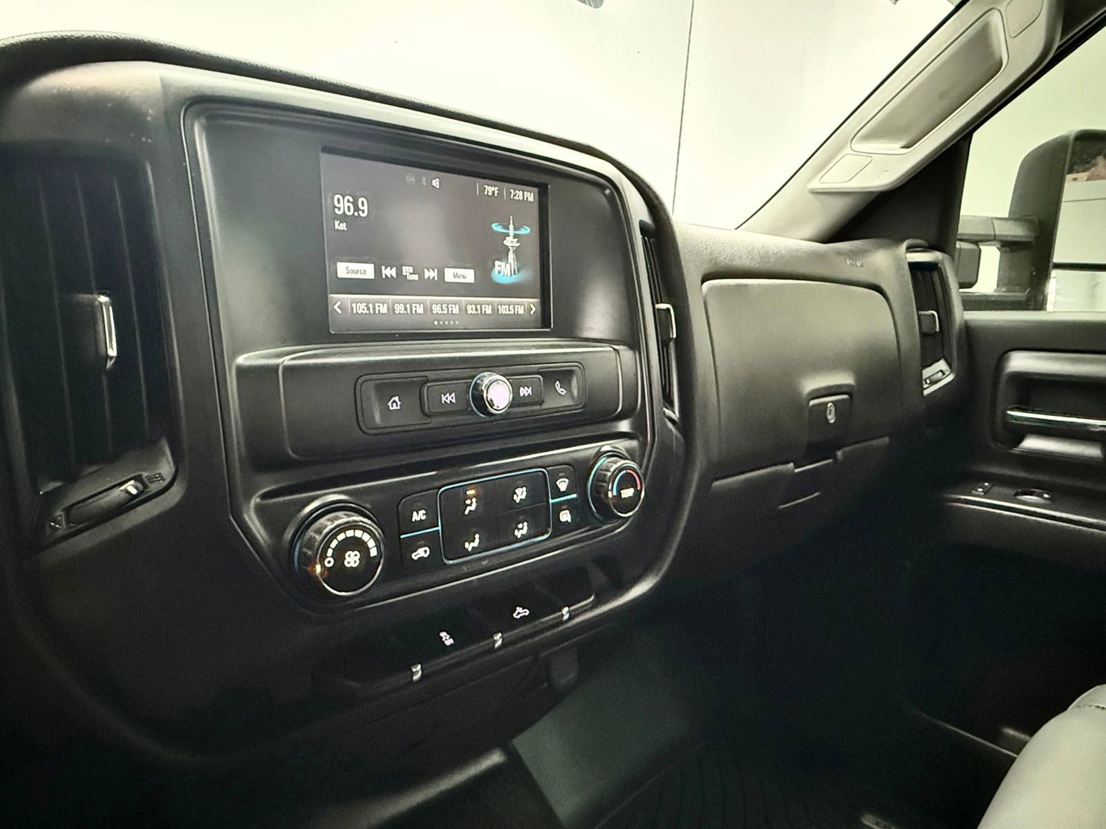 Used 2016 Chevrolet Silverado 3500 W/T w/ WT Convenience Package image 13