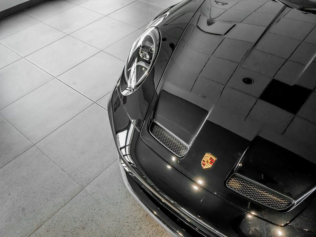 Certified 2022 Porsche 911 GT3 image 33