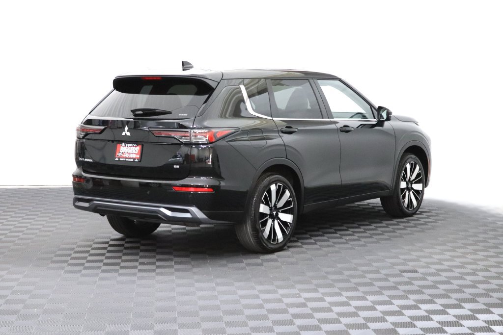 Used 2026 Mitsubishi Outlander SE AWD/4WD image 8