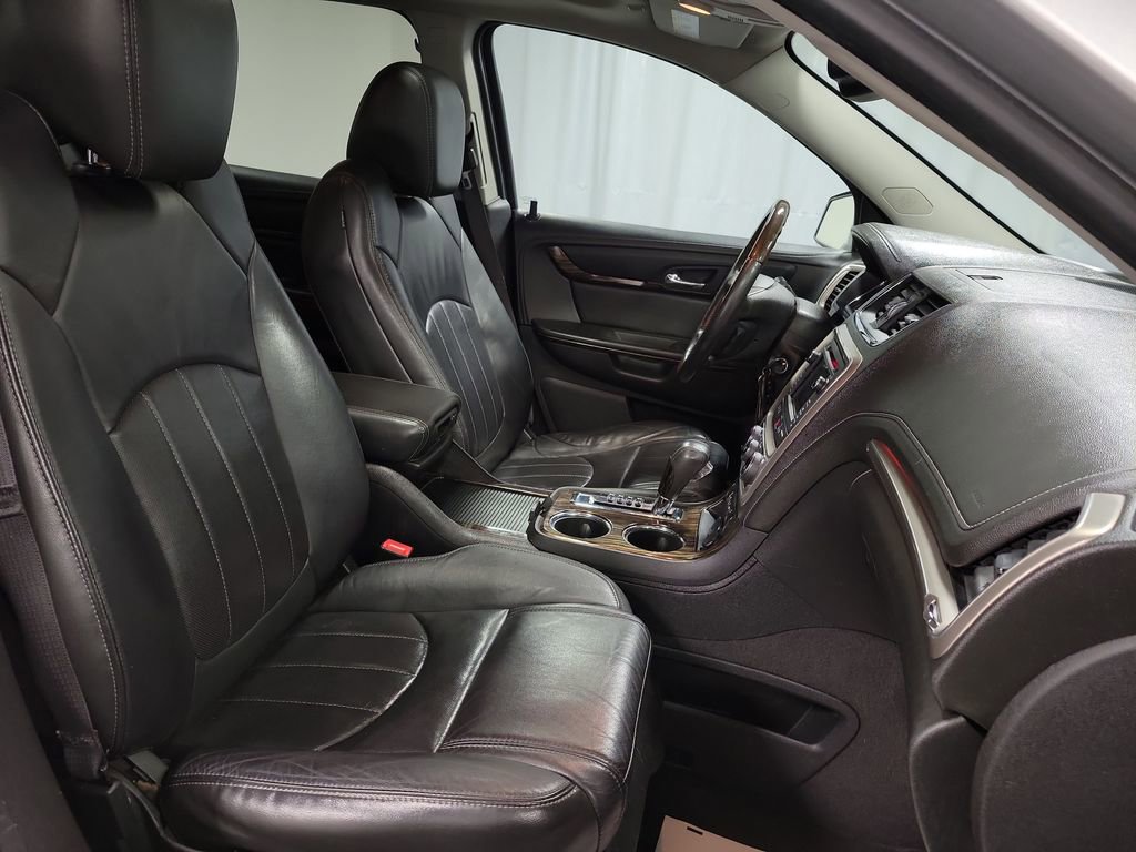 Used 2015 GMC Acadia Denali image 29