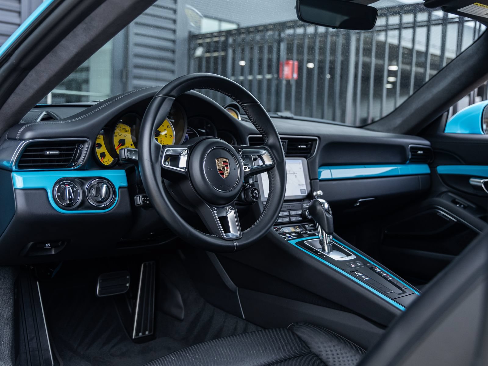 Certified 2017 Porsche 911 Turbo S AWD/4WD image 4