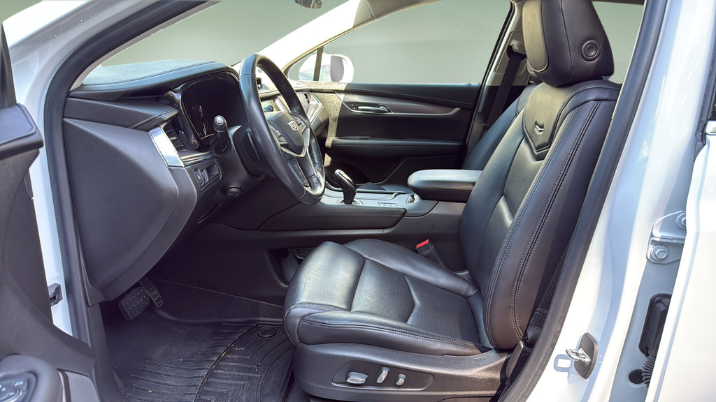 Used 2019 Cadillac XT5 Luxury AWD/4WD image 19