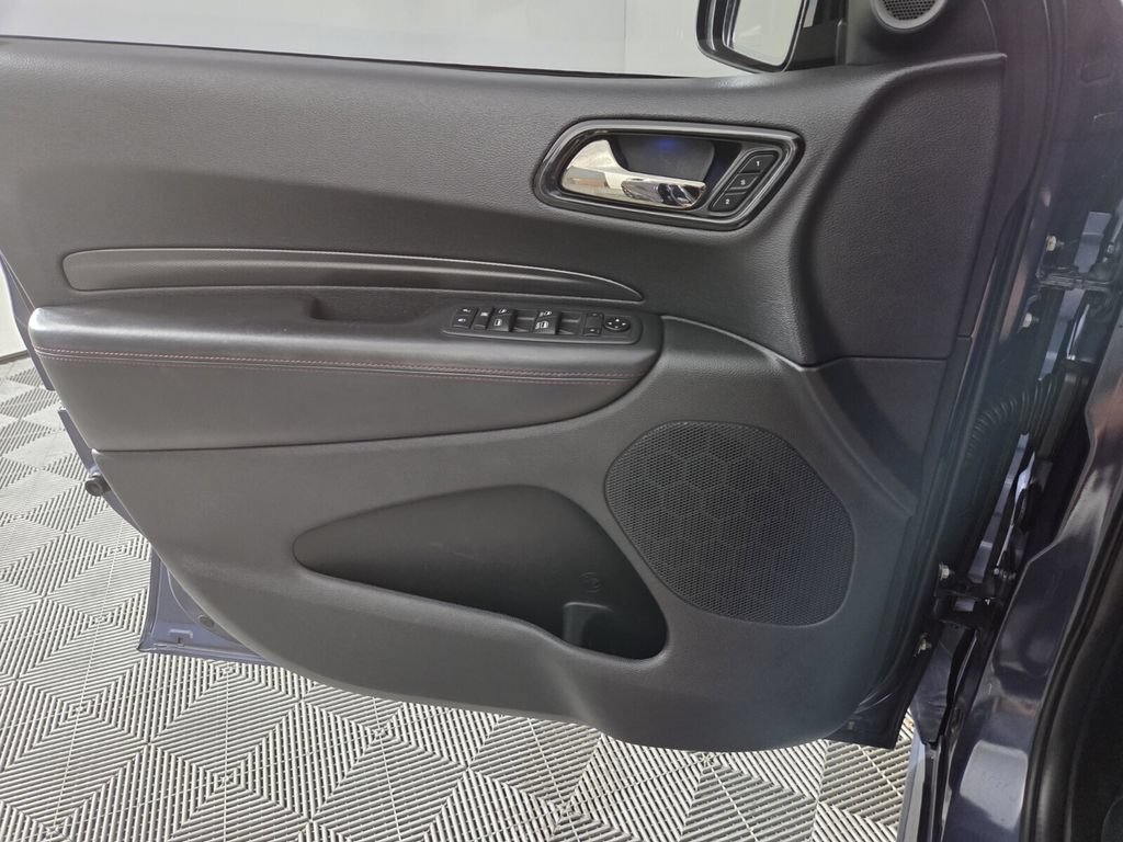 Used 2021 Dodge Durango R/T w/ Blacktop Package RWD image 21