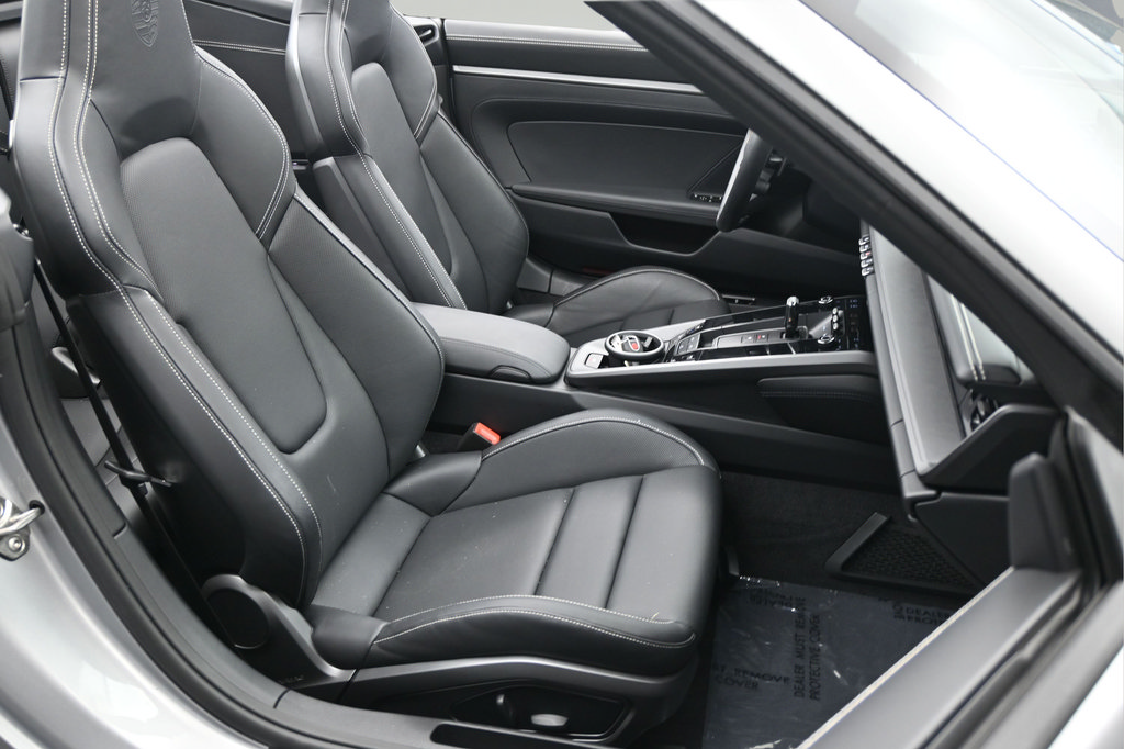 Certified 2024 Porsche 911 Cabriolet image 10