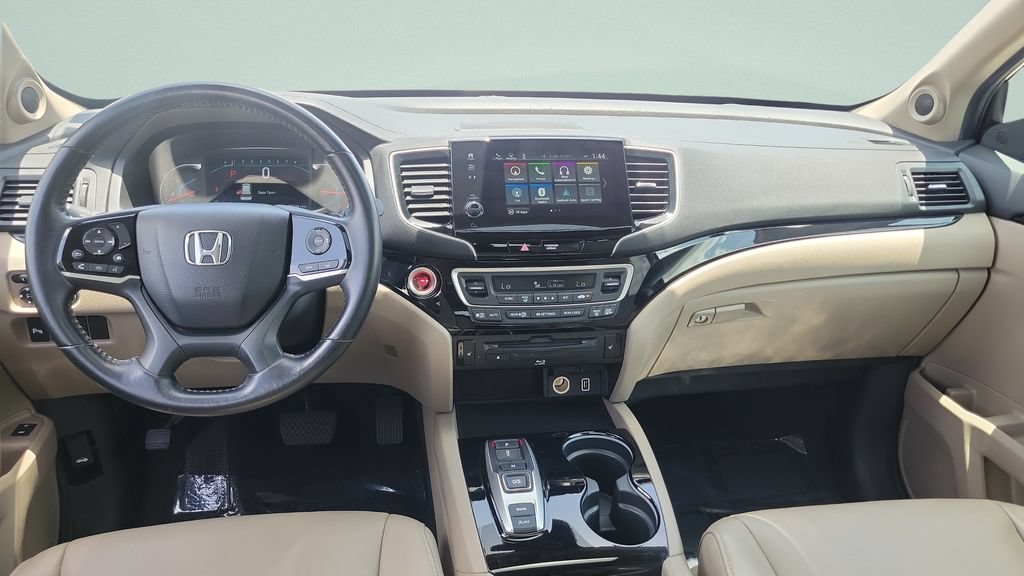 Used 2021 Honda Pilot Touring image 11
