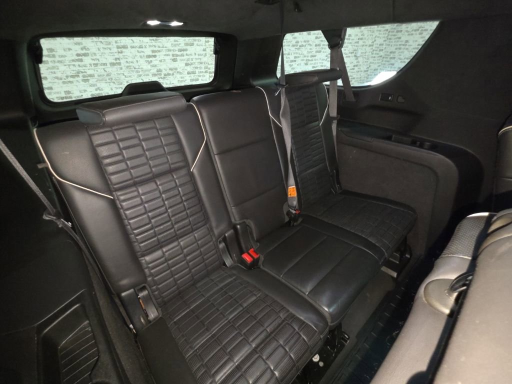 Used 2021 Cadillac Escalade ESV Sport Platinum w/ LPO, ONYX Package AWD/4WD image 14