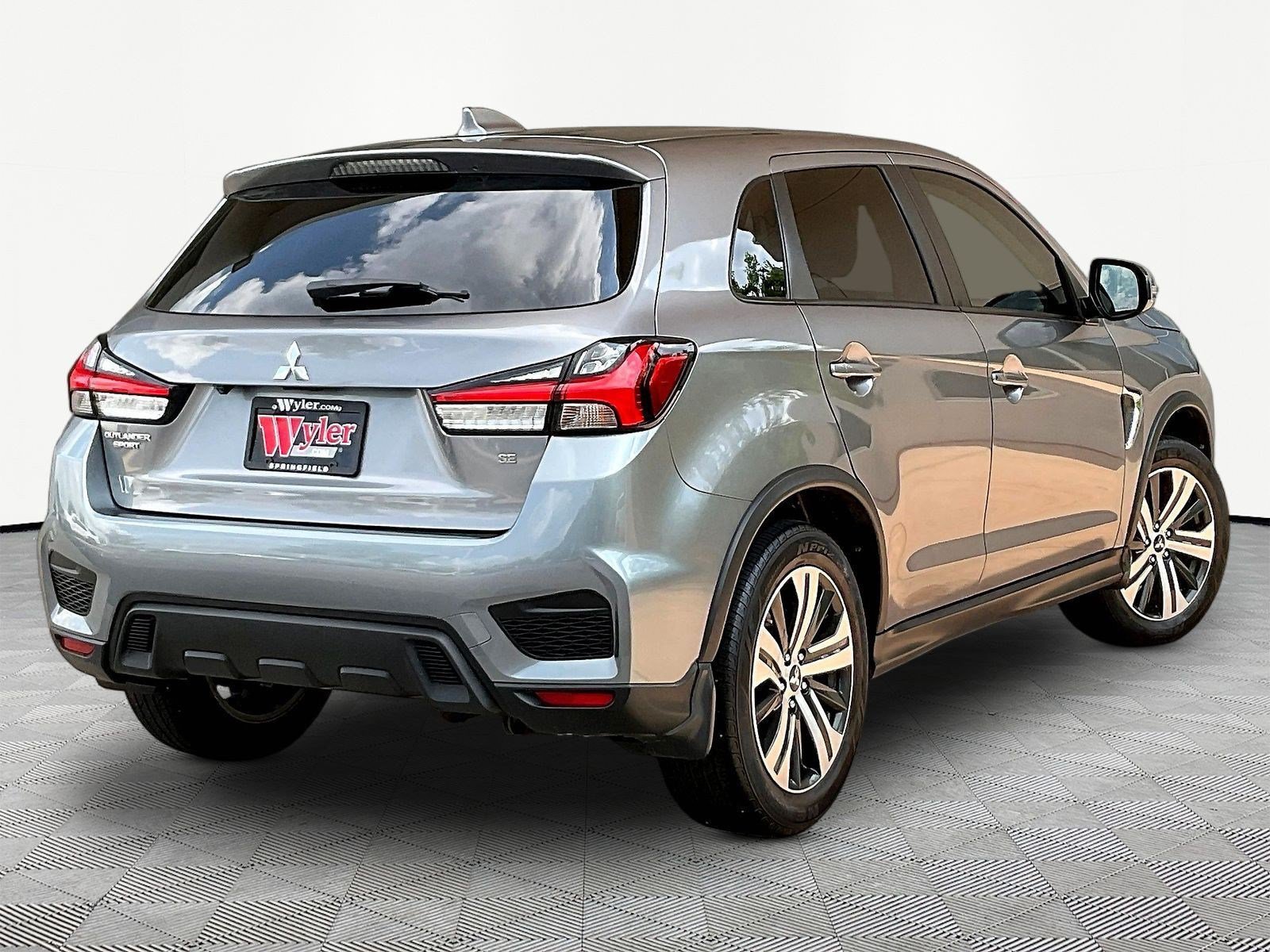 Used 2021 Mitsubishi Outlander Sport SE FWD image 6