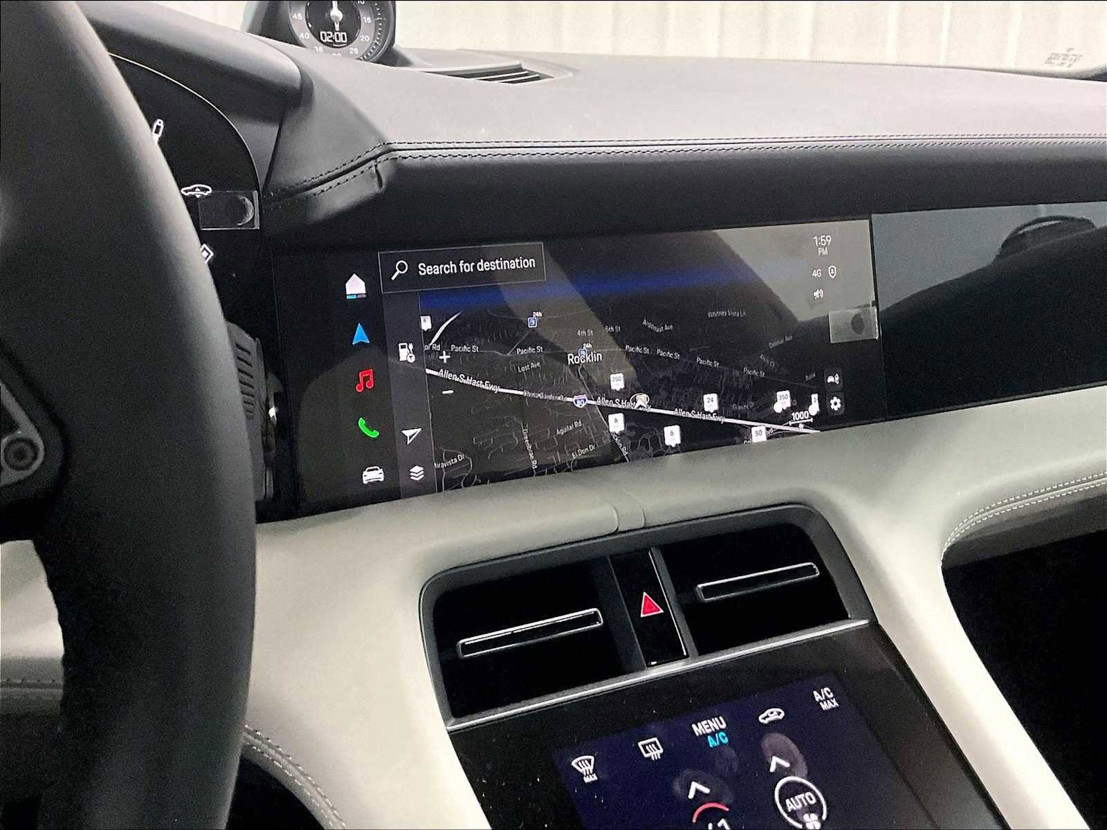 Used 2025 Porsche Taycan image 19