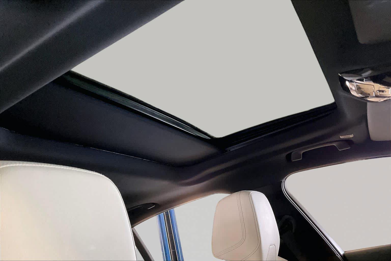 Used 2024 BMW i5 eDrive40i w/ M Sport Package RWD image 13