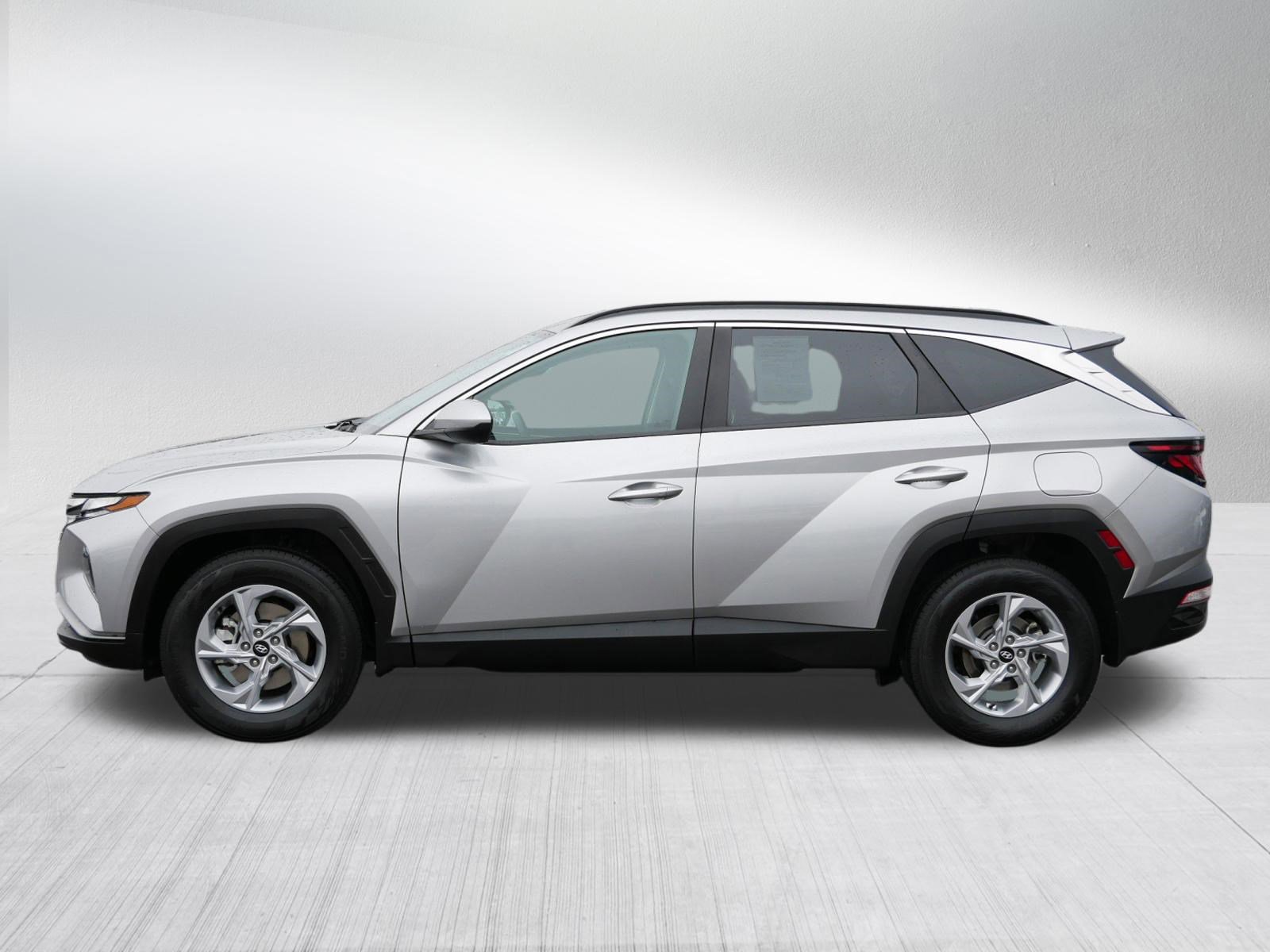 Certified 2024 Hyundai Tucson SEL AWD/4WD image 4