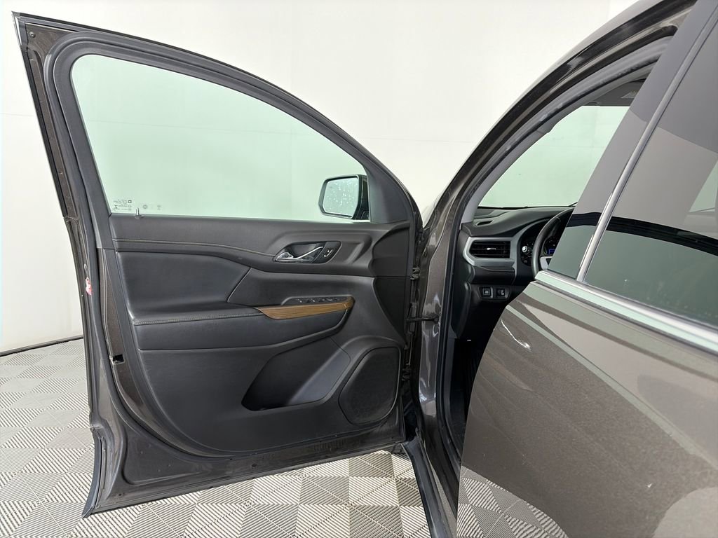 Used 2020 GMC Acadia SLE w/ Trailering Package AWD/4WD image 10