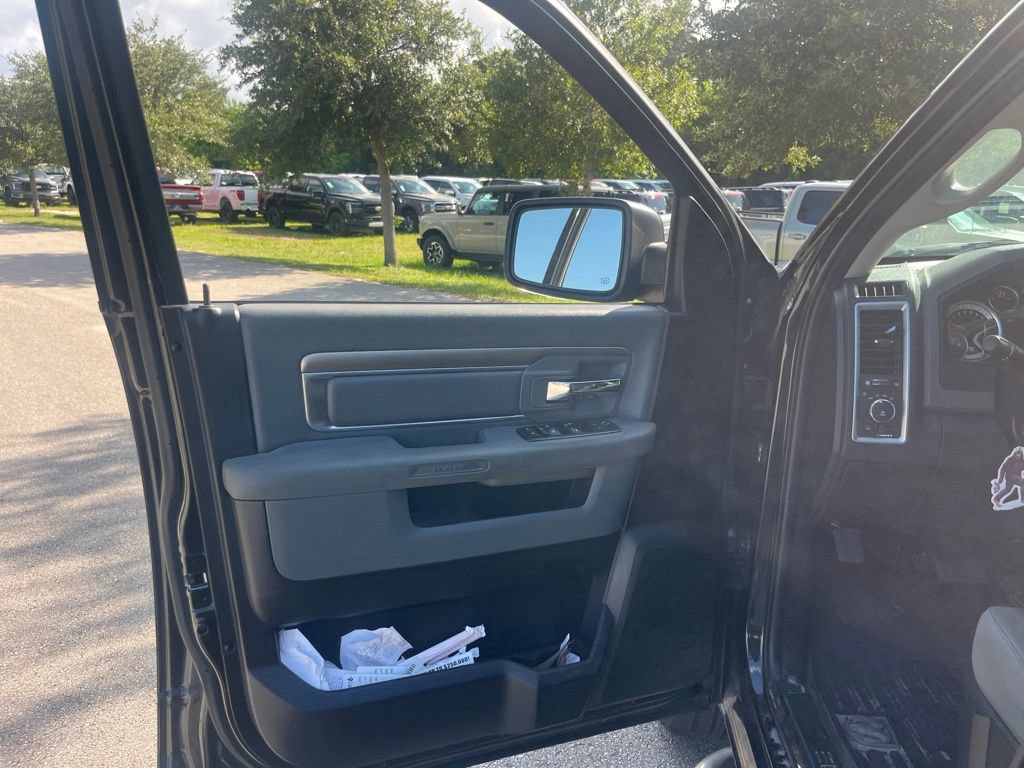 Used 2016 RAM 1500 Big Horn RWD image 12