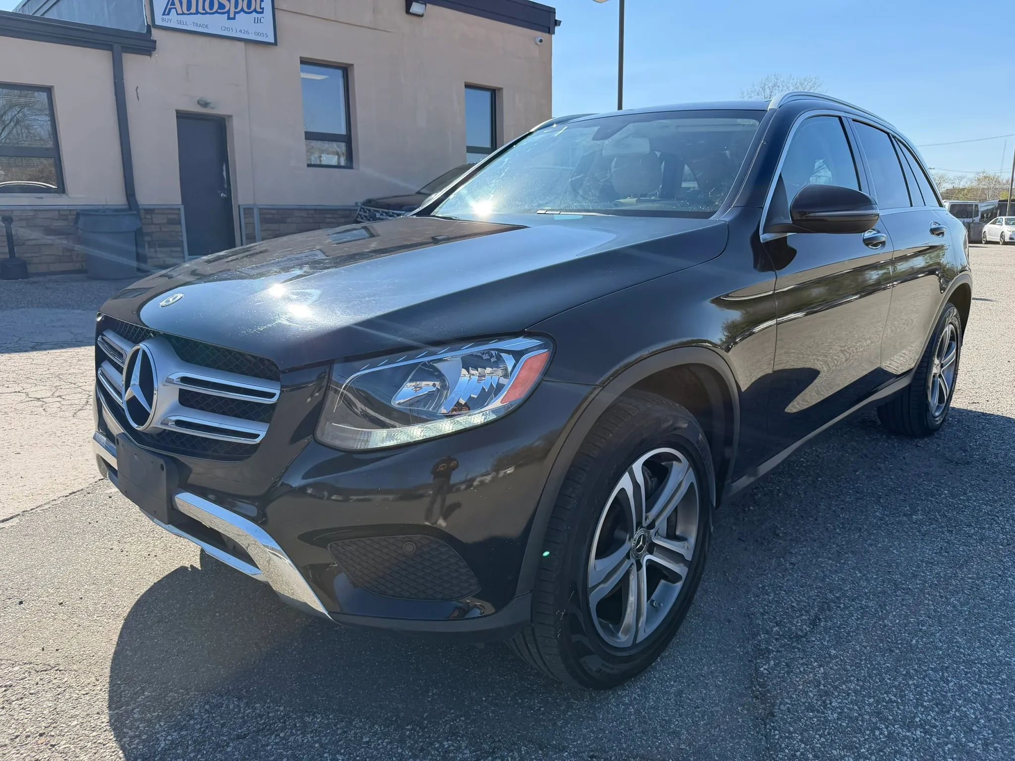 Used 2019 Mercedes-Benz GLC 300 4MATIC w/ Premium Package
