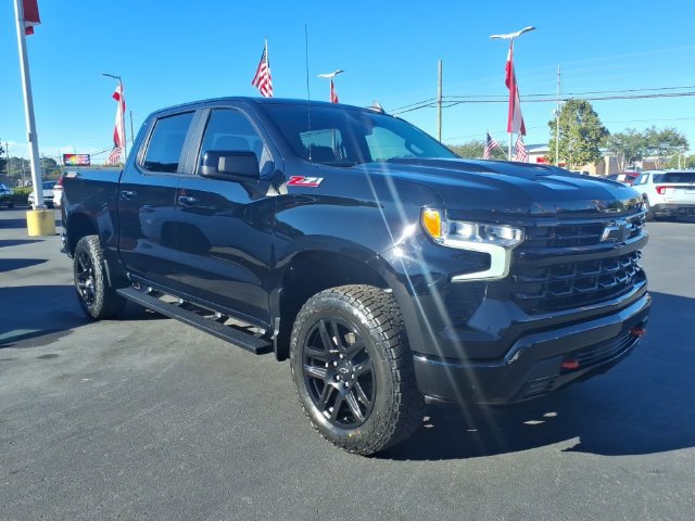 Used 2024 Chevrolet Silverado 1500 LT Trail Boss w/ Protection Package AWD/4WD image 1