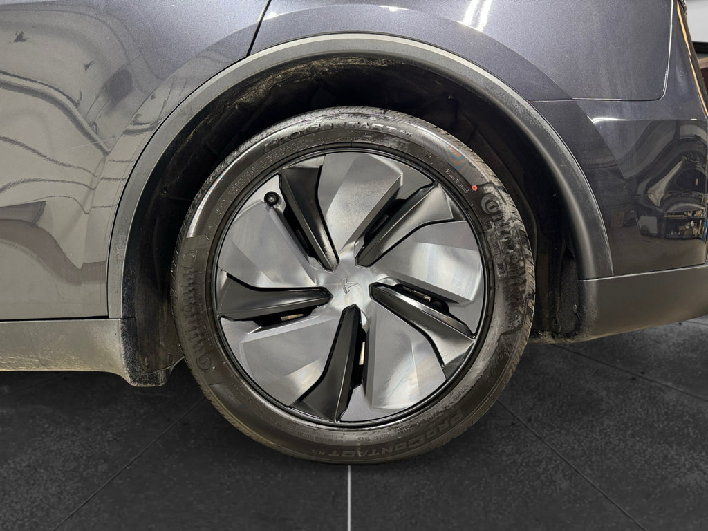 Used 2026 Tesla Model Y Long Range AWD/4WD image 33