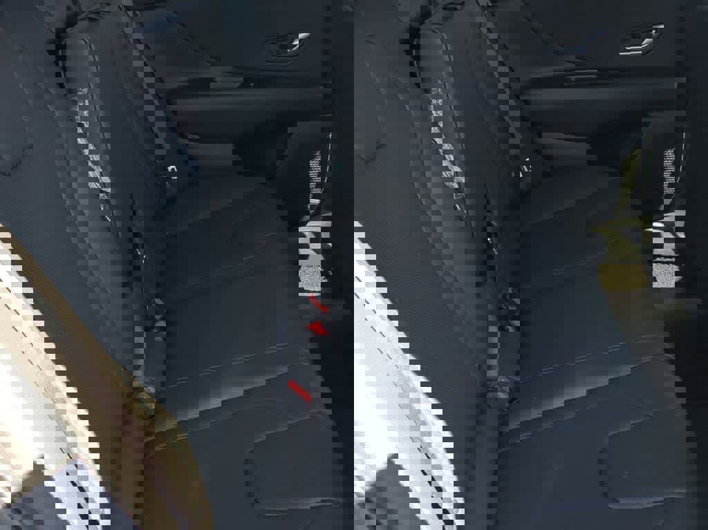 New 2026 Hyundai Elantra Limited image 22