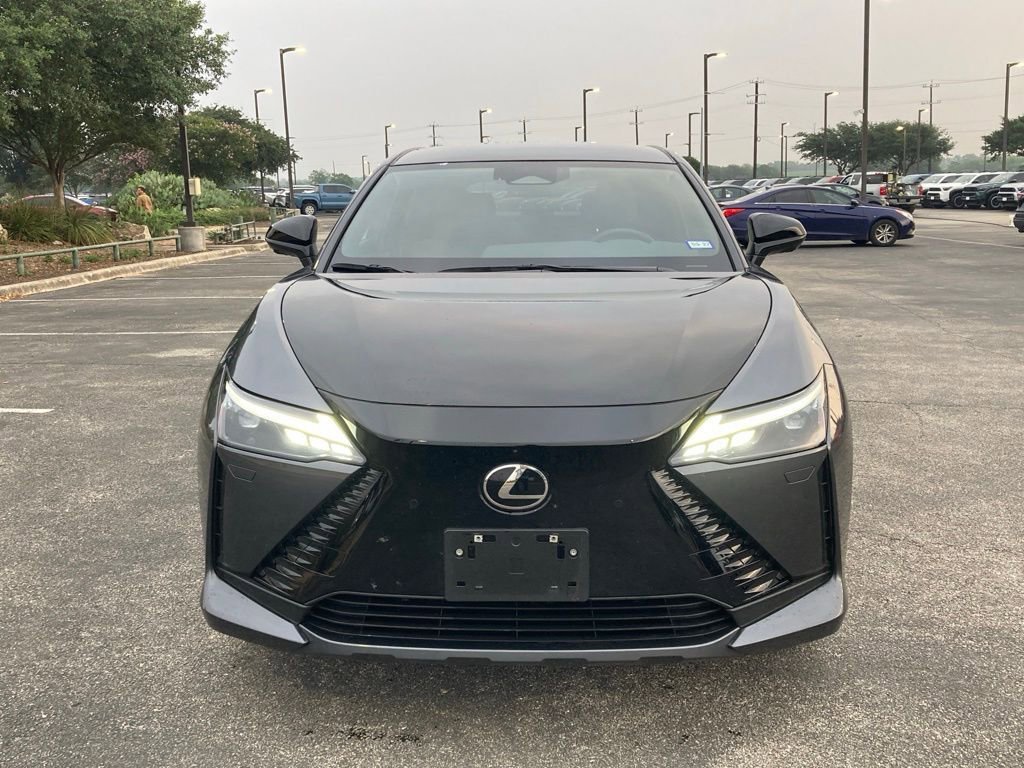 Used 2025 Lexus RZ 300e w/ Accessory Package (2T) FWD image 2