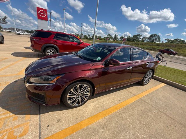 Used 2024 Nissan Altima 2.5 SL