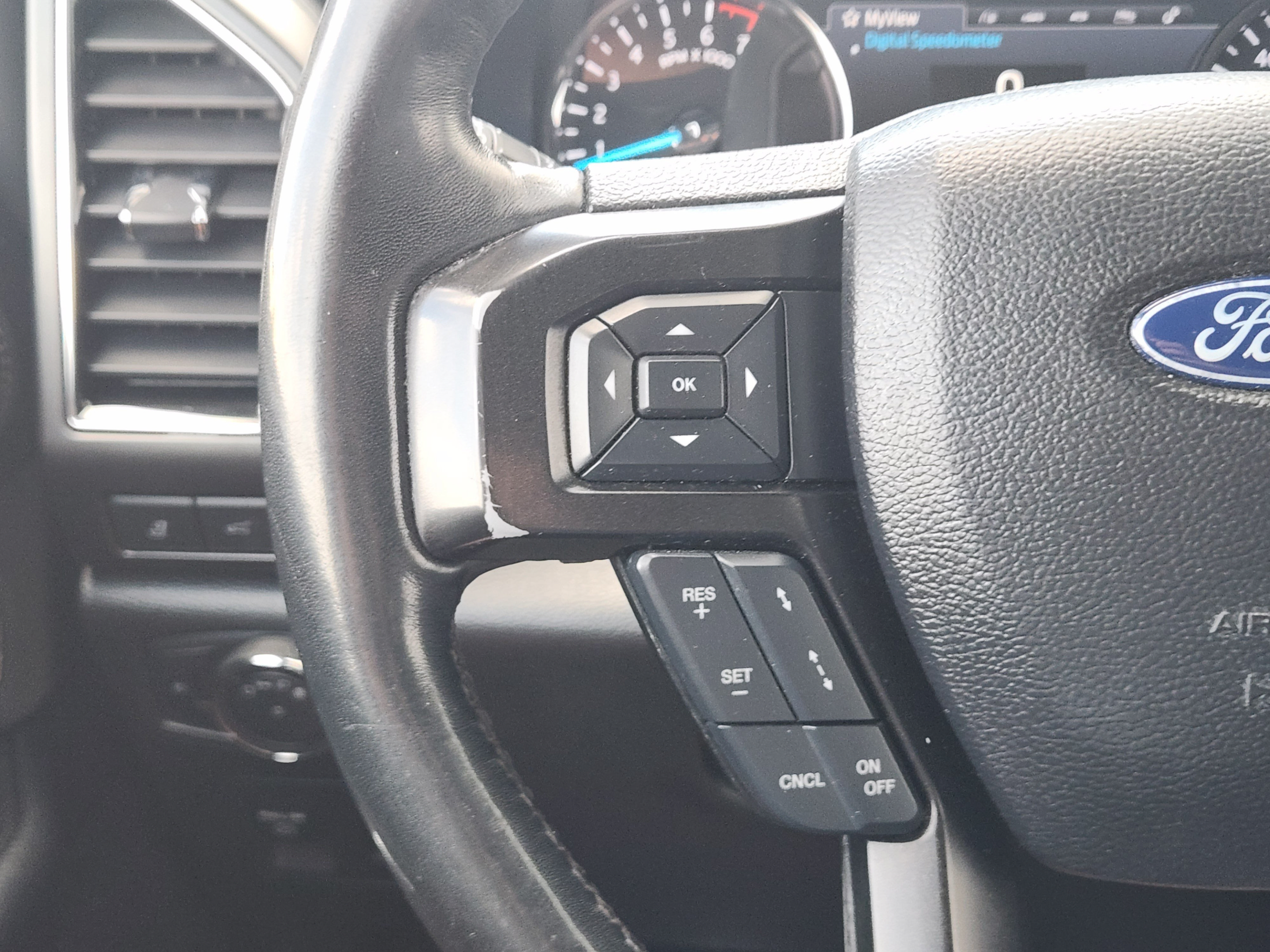 Used 2020 Ford Expedition Max Limited w/ Equipment Group 302A AWD/4WD image 25